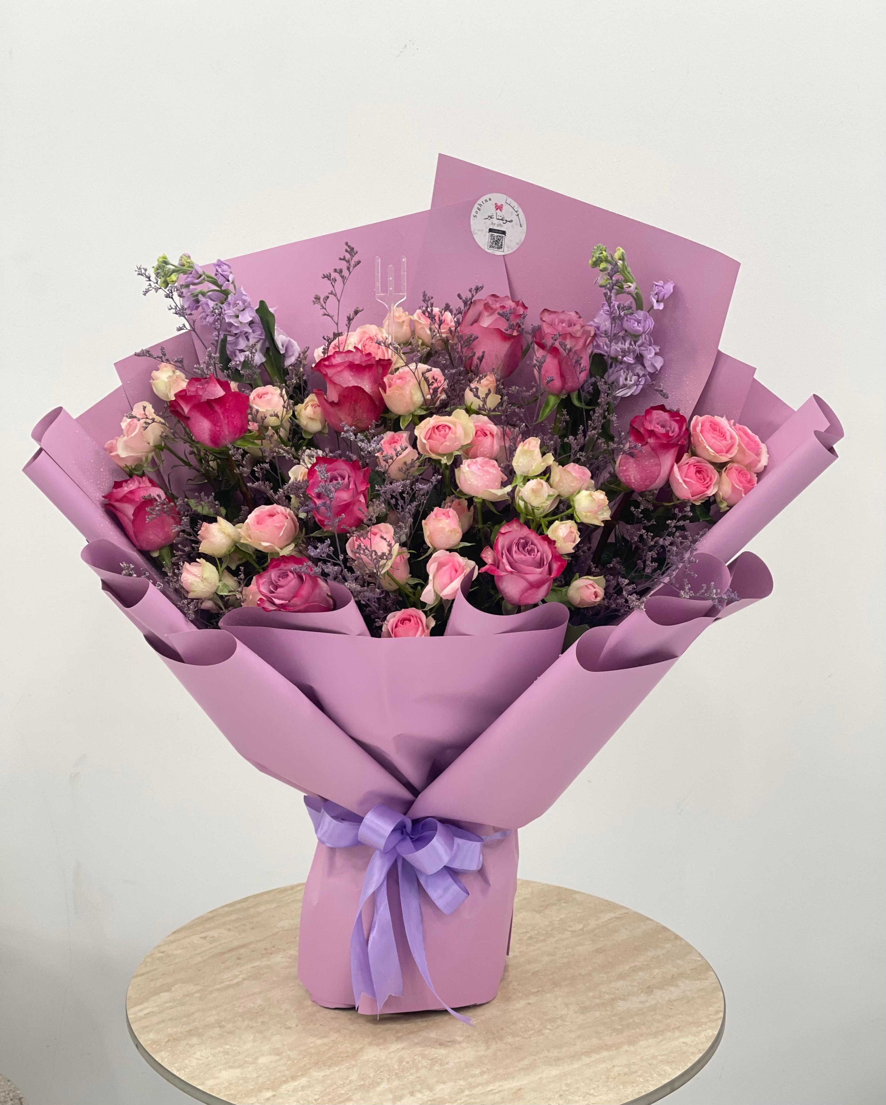 Blushing Harmony – Red & White Rose Bouquet