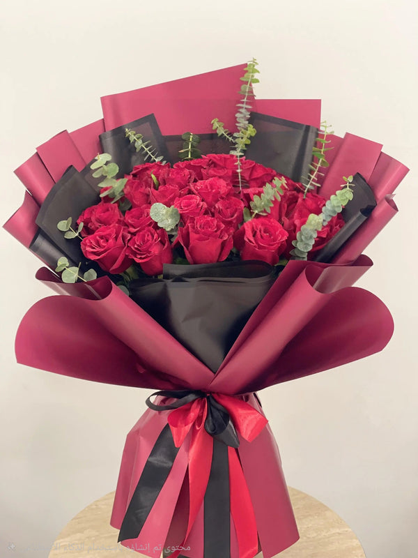 Burgundy Night – Red Roses