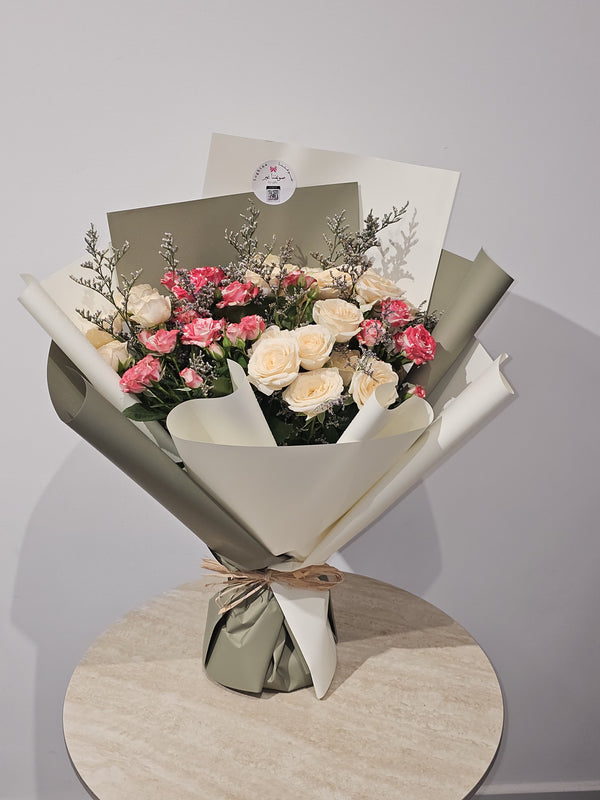 Charming Glow Bouquet