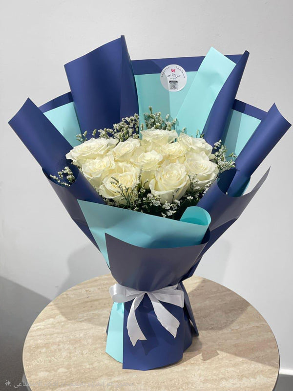 Midnight Pastels – Cream & Pink Sprays (Blue Wrap)