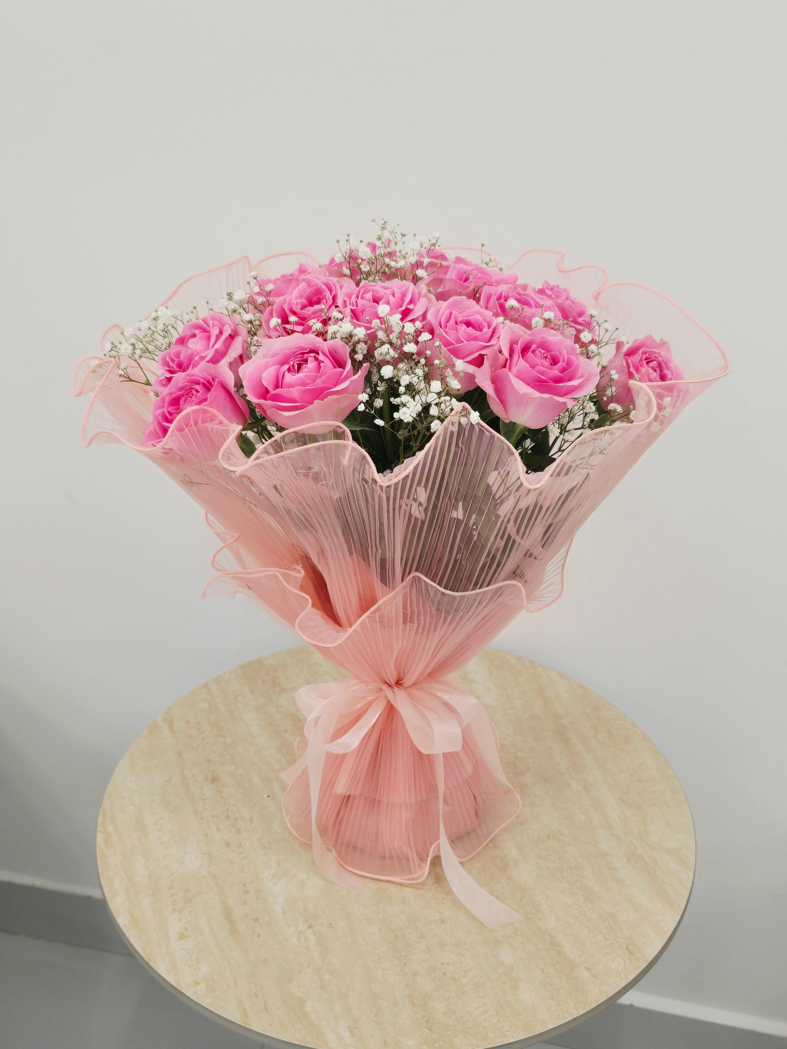 Tie Ivory — Cream Roses & Gerberas